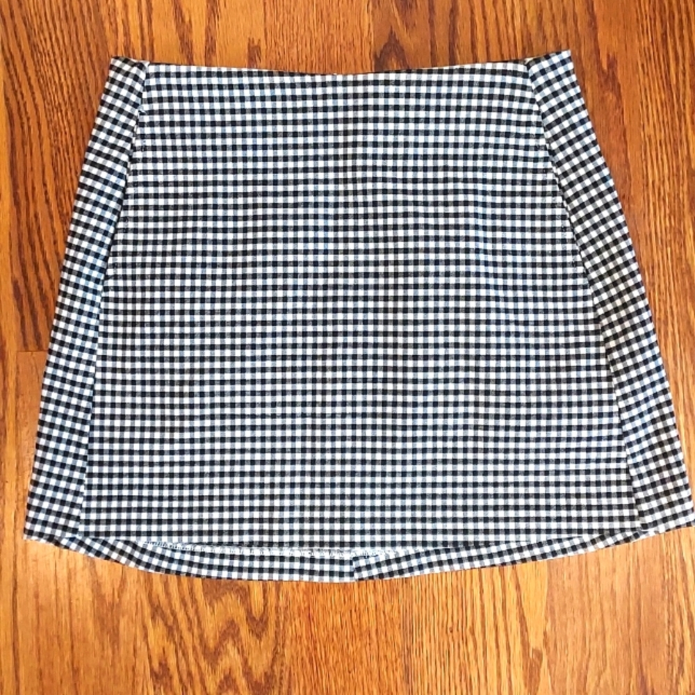 Urban Outfitters black & white gingham mini skirt